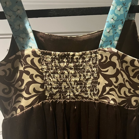 ‘Hype’ Satin Dress - Picture 5 of 8